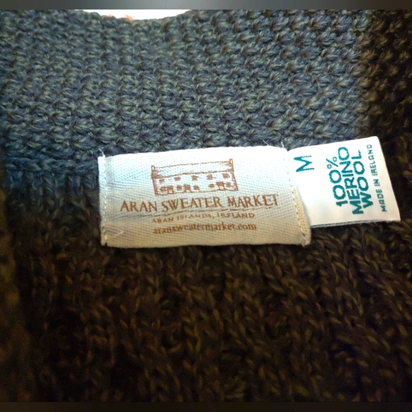 *Sale* NWOT Merino Cross Over Neck Aran Cardigan - Picture 7 of 12